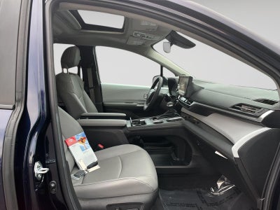 2025 Toyota Sienna XLE 7-Passenger
