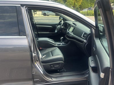 2017 Toyota Highlander XLE