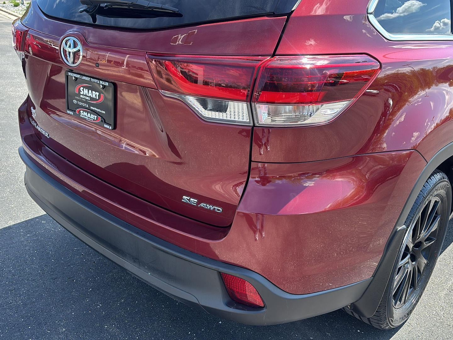 2019 Toyota Highlander SE