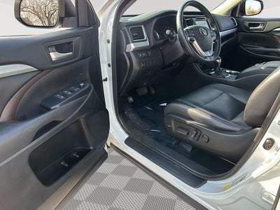 2017 Toyota Highlander XLE