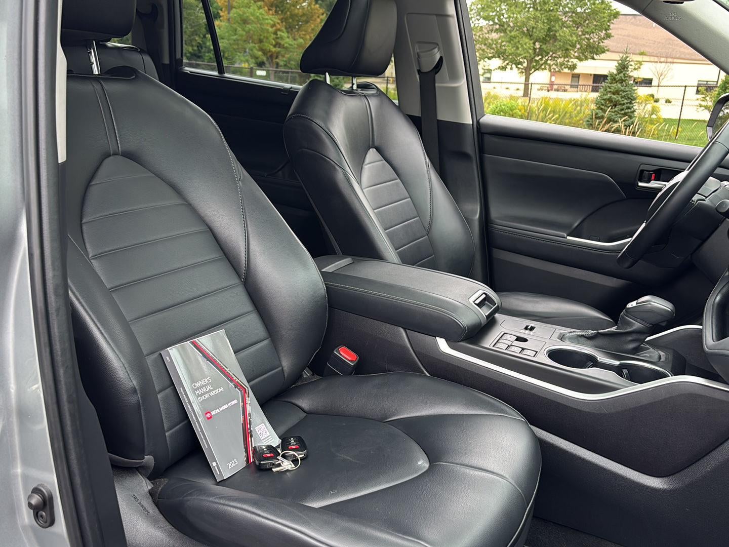 2023 Toyota Highlander Hybrid XLE