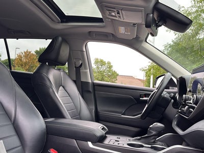 2023 Toyota Highlander Hybrid XLE