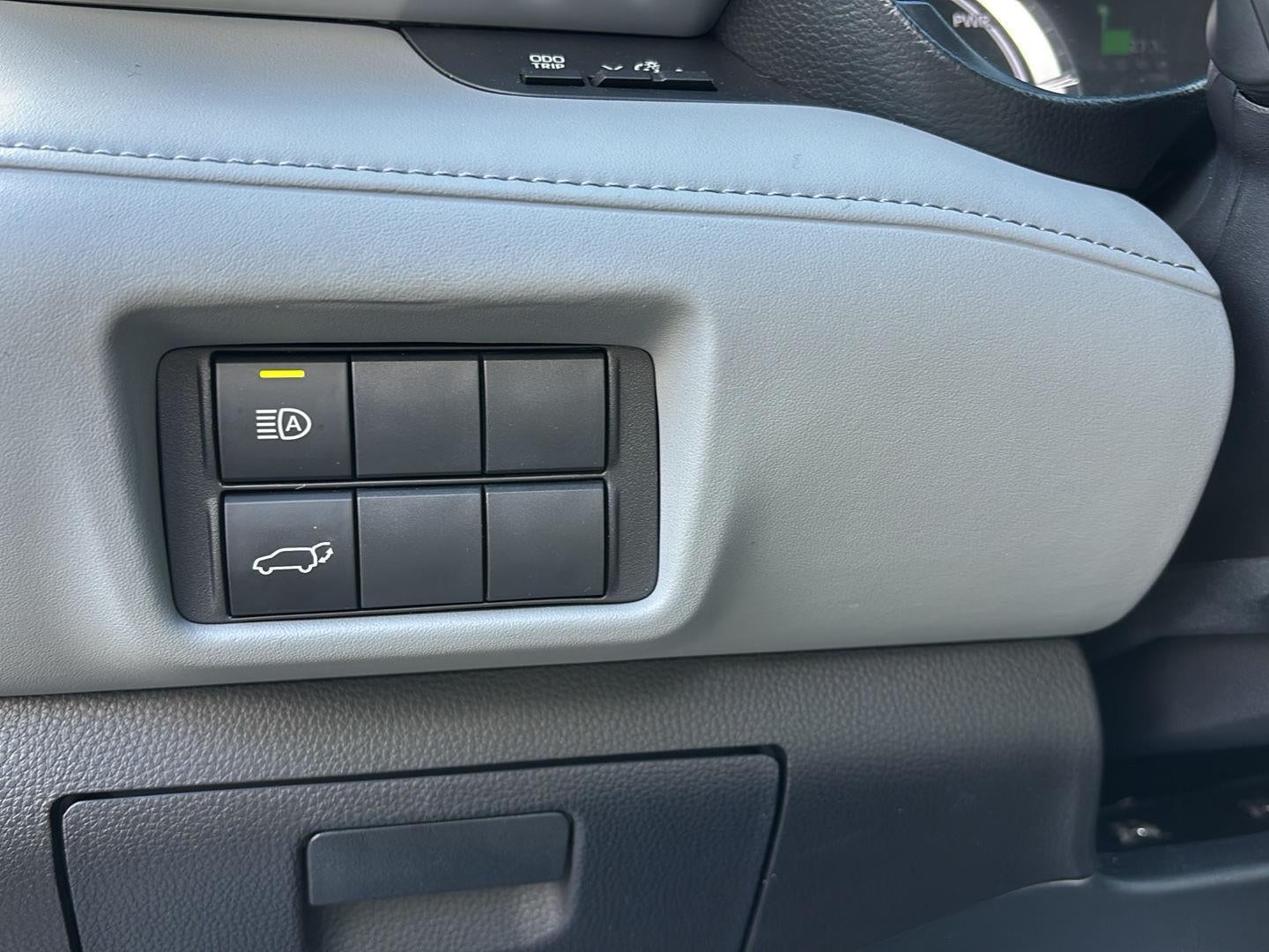 2025 Toyota Highlander Hybrid XLE