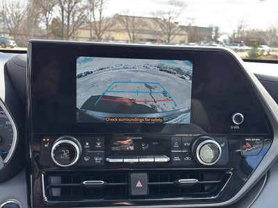 2025 Toyota Highlander Hybrid XLE