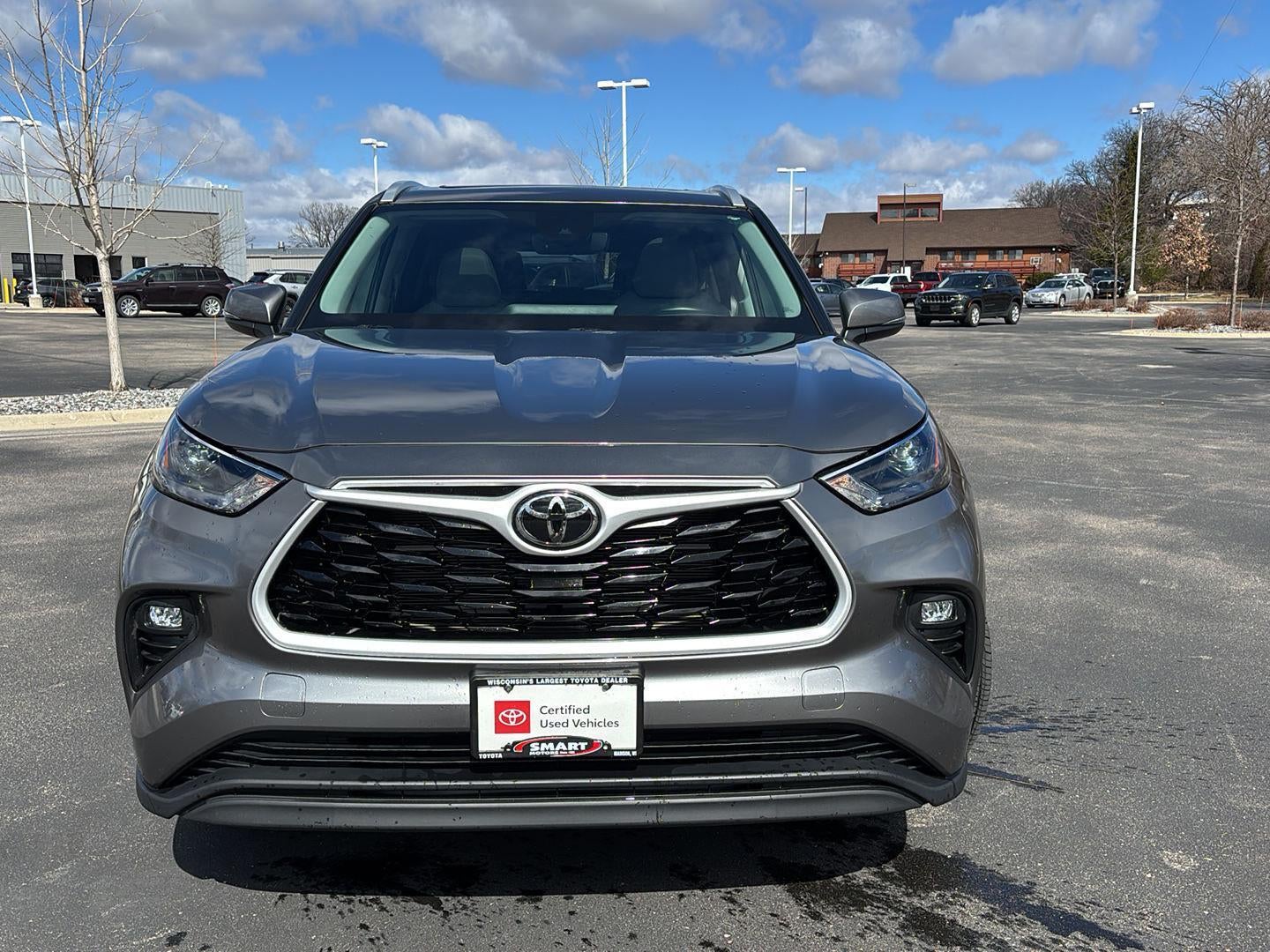 2025 Toyota Highlander Hybrid XLE