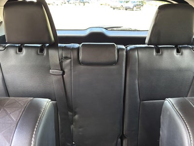 2025 Toyota Highlander Hybrid XLE Nightshade