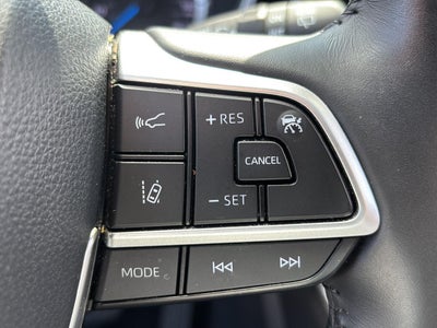 2025 Toyota Highlander Hybrid XLE Nightshade
