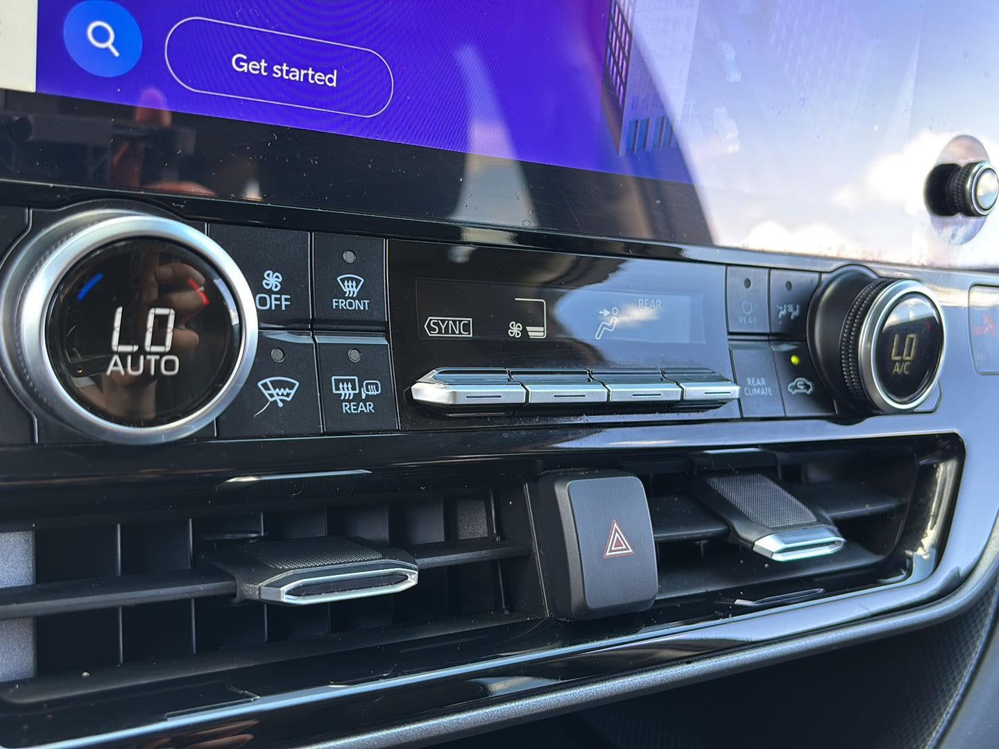 2025 Toyota Highlander Hybrid XLE Nightshade