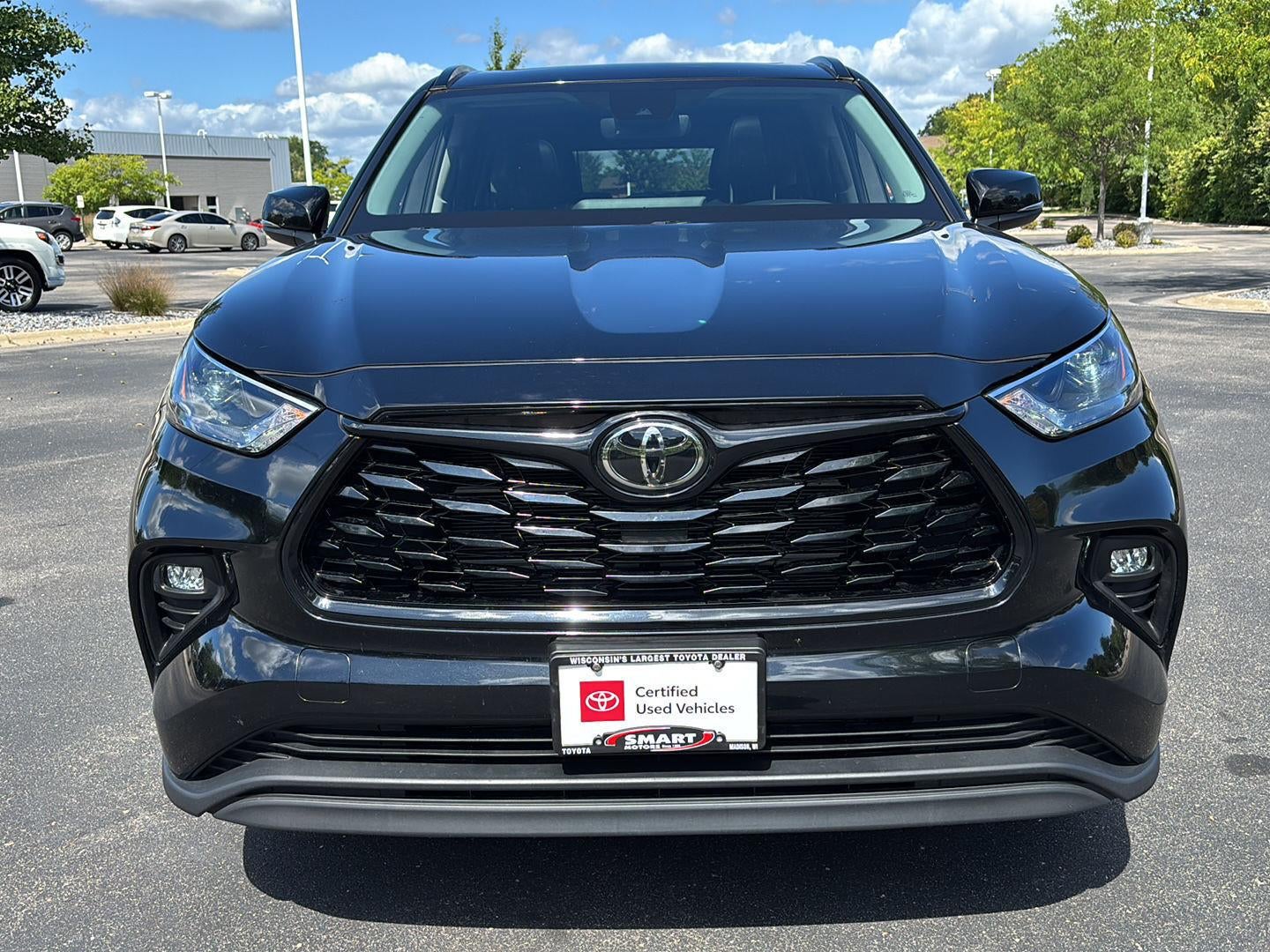 2025 Toyota Highlander Hybrid XLE Nightshade