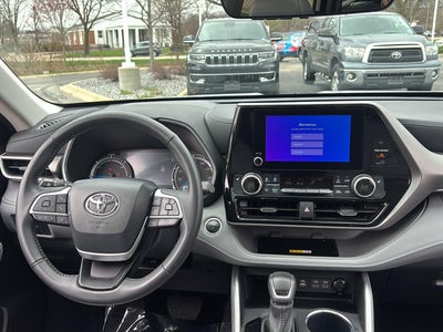 2024 Toyota Highlander Hybrid XLE