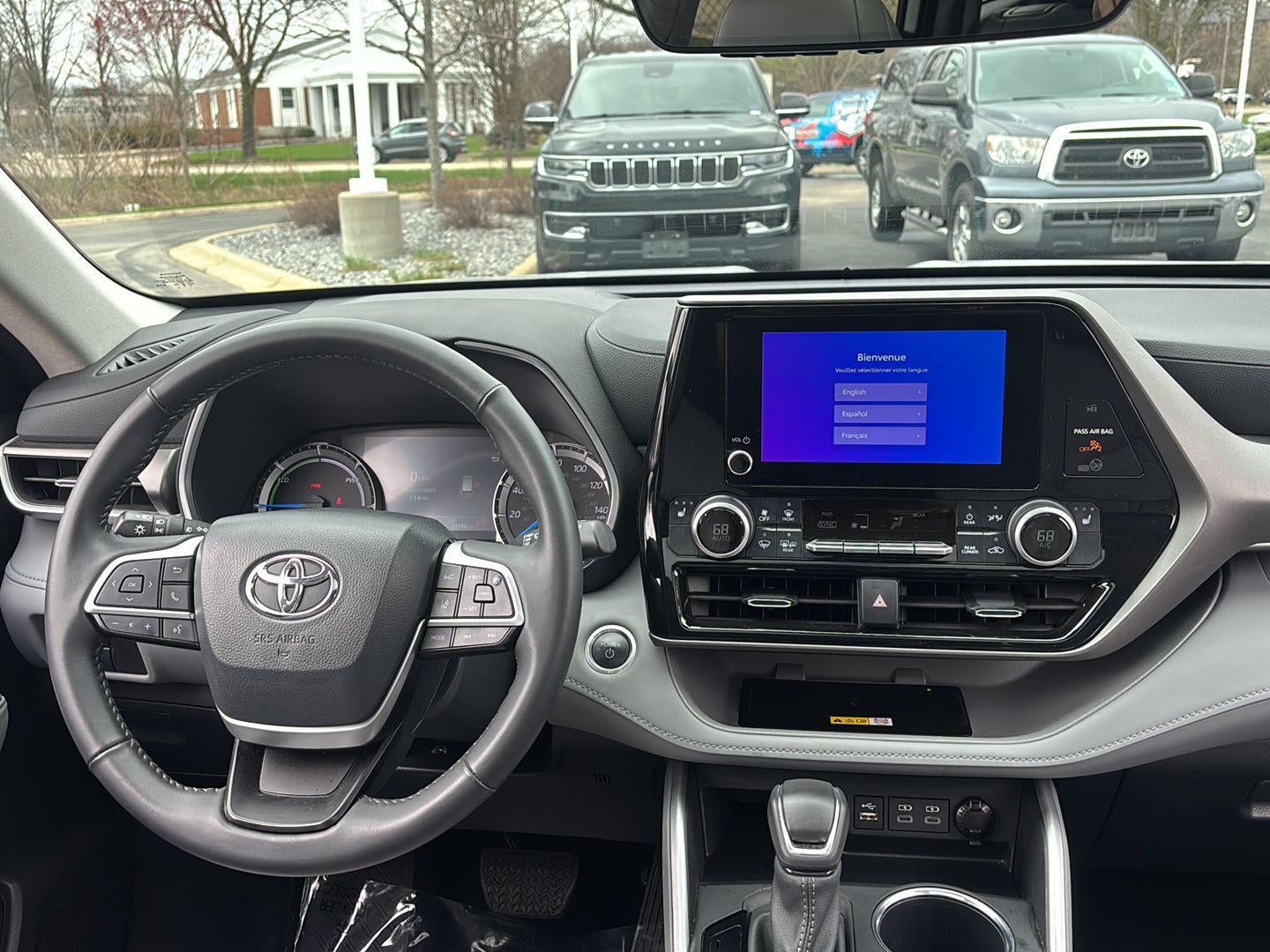 2024 Toyota Highlander Hybrid XLE