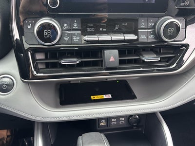 2024 Toyota Highlander Hybrid XLE