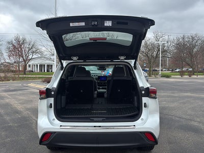 2024 Toyota Highlander Hybrid XLE