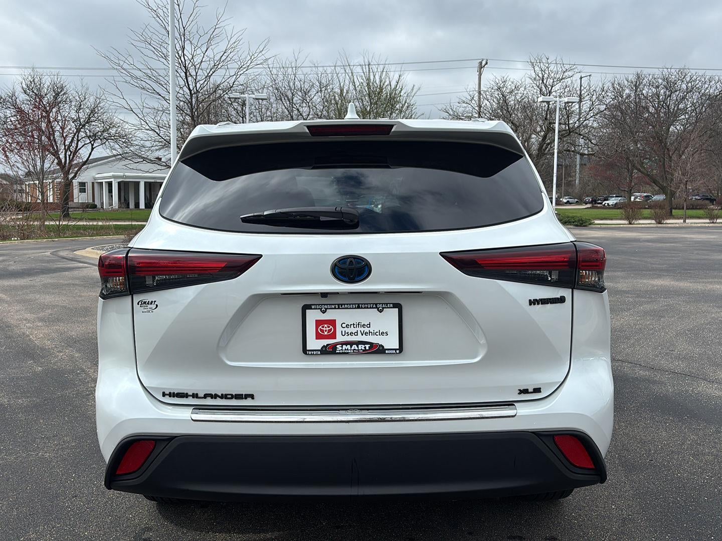 2024 Toyota Highlander Hybrid XLE