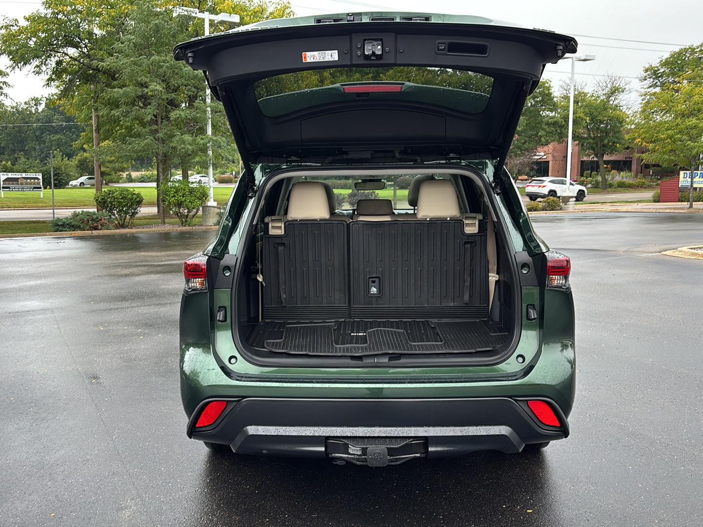 2025 Toyota Highlander Hybrid XLE AWD (Natl)