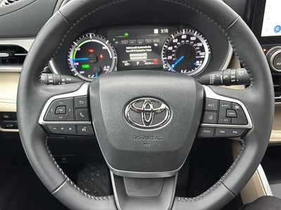 2025 Toyota Highlander Hybrid XLE AWD (Natl)