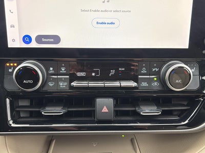 2025 Toyota Highlander Hybrid XLE AWD (Natl)