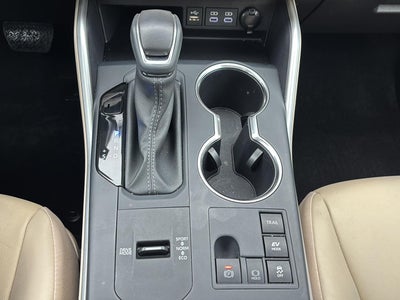 2025 Toyota Highlander Hybrid XLE AWD (Natl)