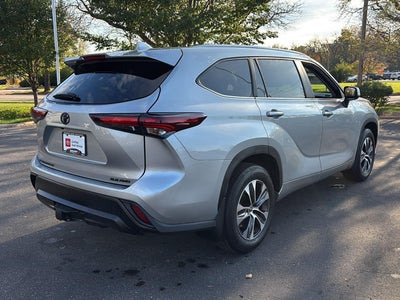 2024 Toyota Highlander XLE
