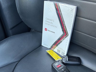2024 Toyota Highlander XLE