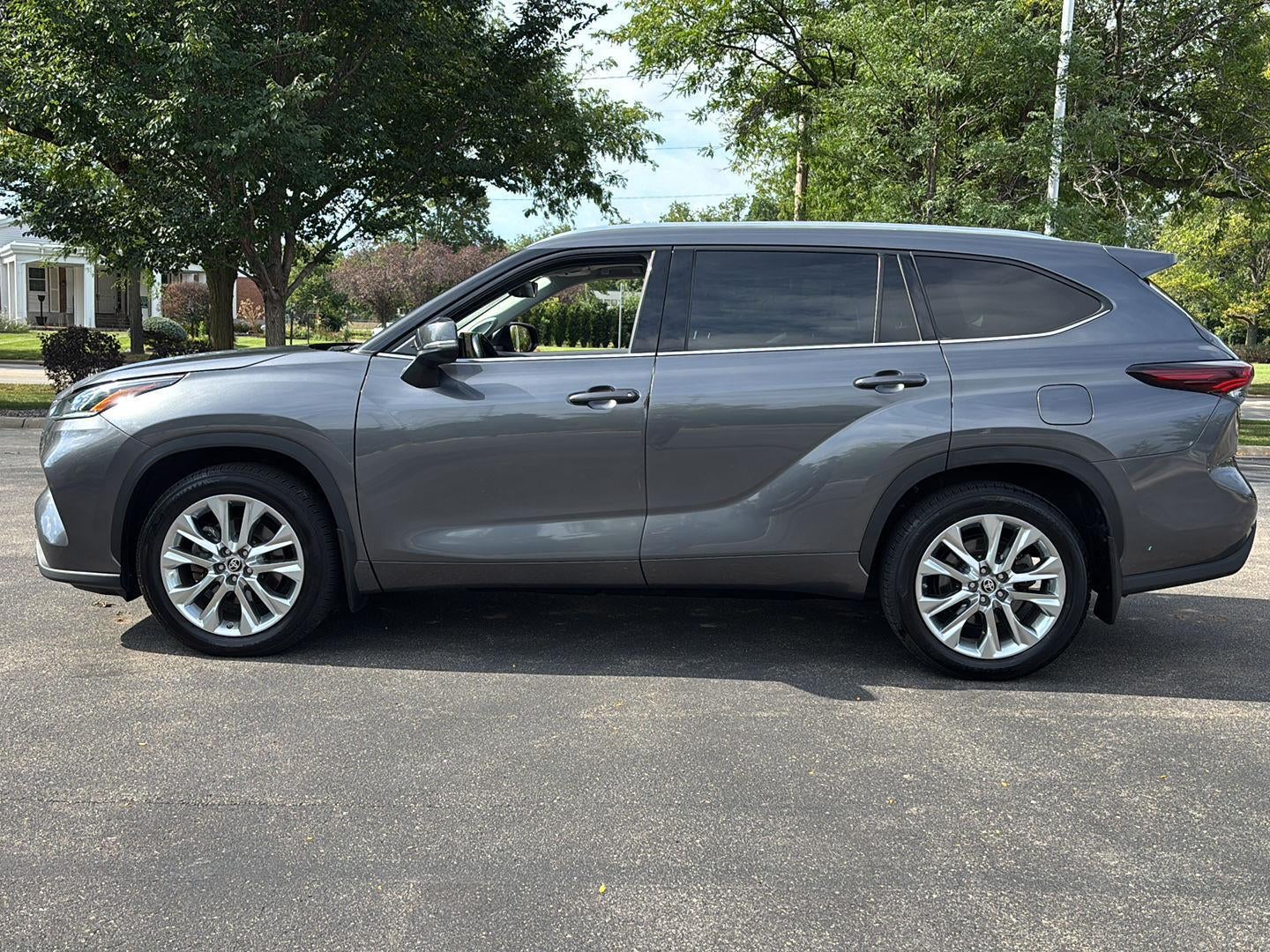 2024 Toyota Highlander Limited