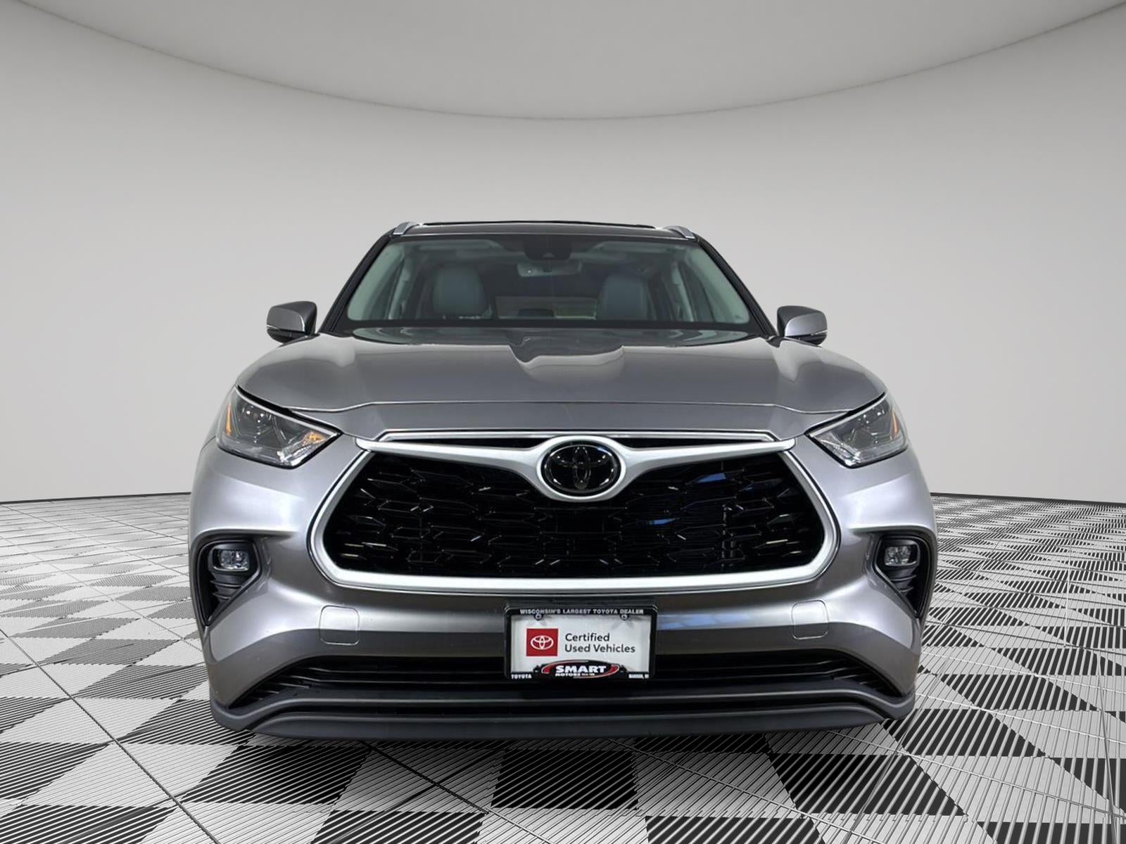 2025 Toyota Highlander XLE