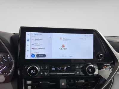 2025 Toyota Highlander XLE