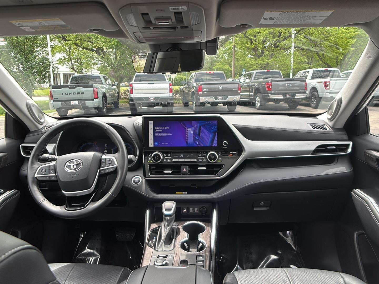 2023 Toyota Highlander Platinum