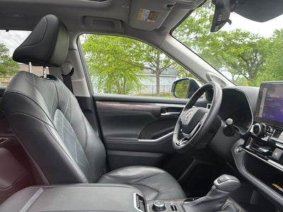 2023 Toyota Highlander Platinum