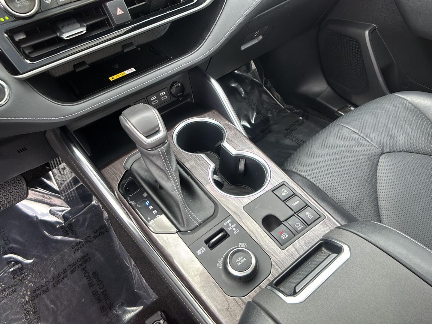2023 Toyota Highlander Platinum