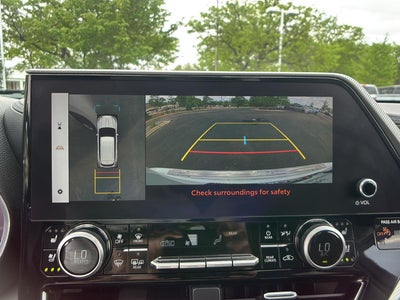 2023 Toyota Highlander Platinum