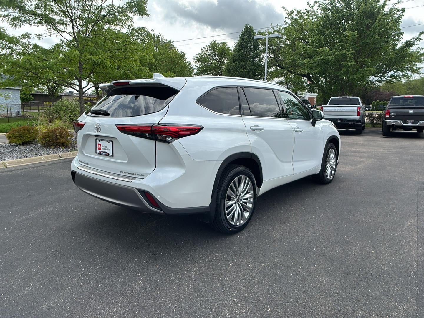 2023 Toyota Highlander Platinum