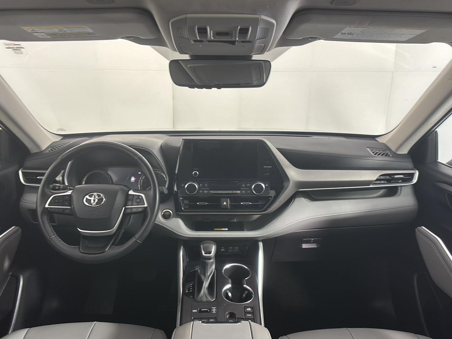 2025 Toyota Highlander XLE