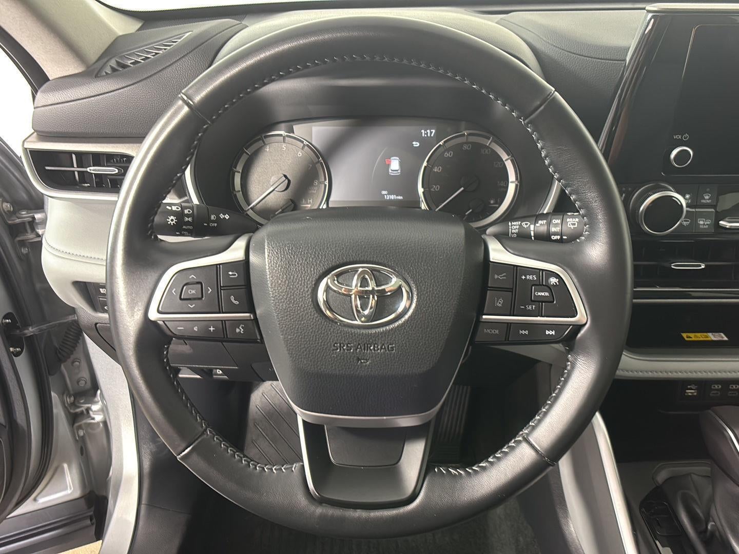 2025 Toyota Highlander XLE