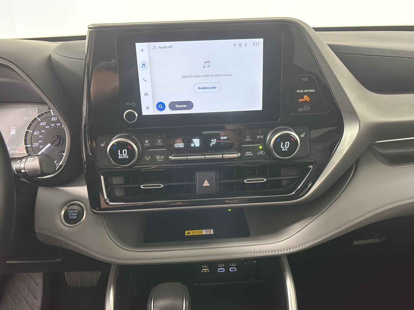 2025 Toyota Highlander XLE