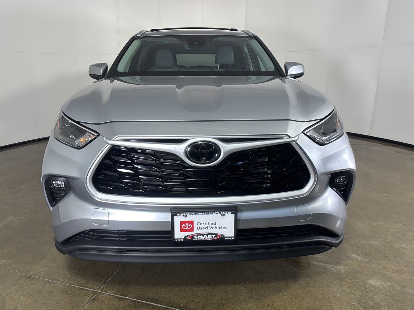 2025 Toyota Highlander XLE