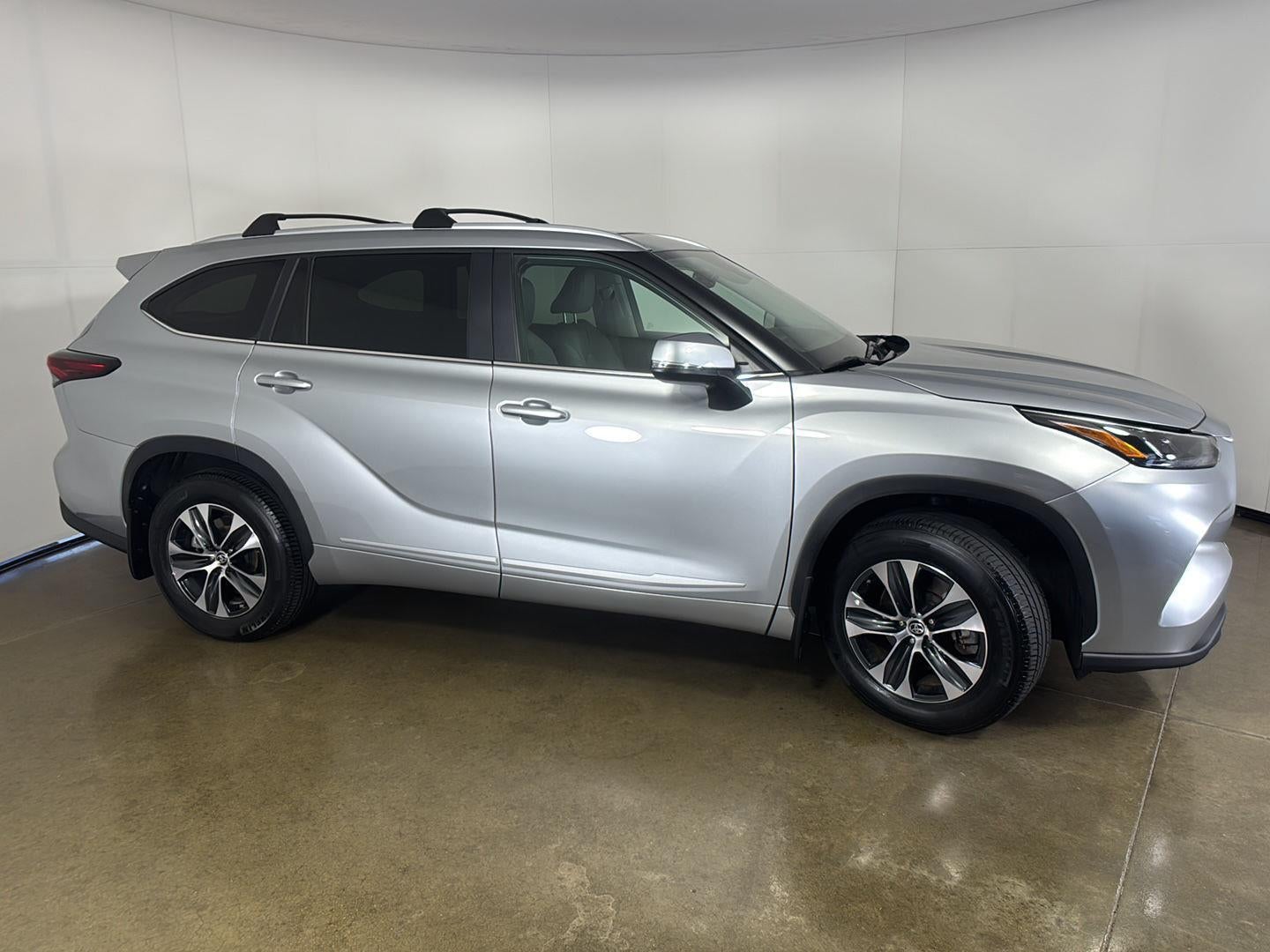 2025 Toyota Highlander XLE