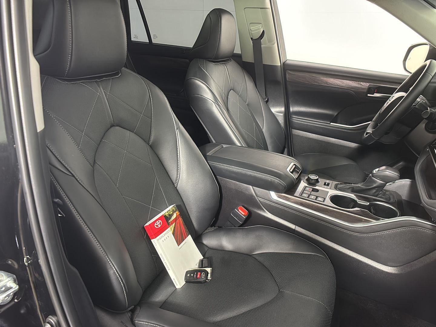 2025 Toyota Highlander Platinum