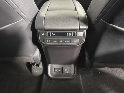 2025 Toyota Highlander Platinum