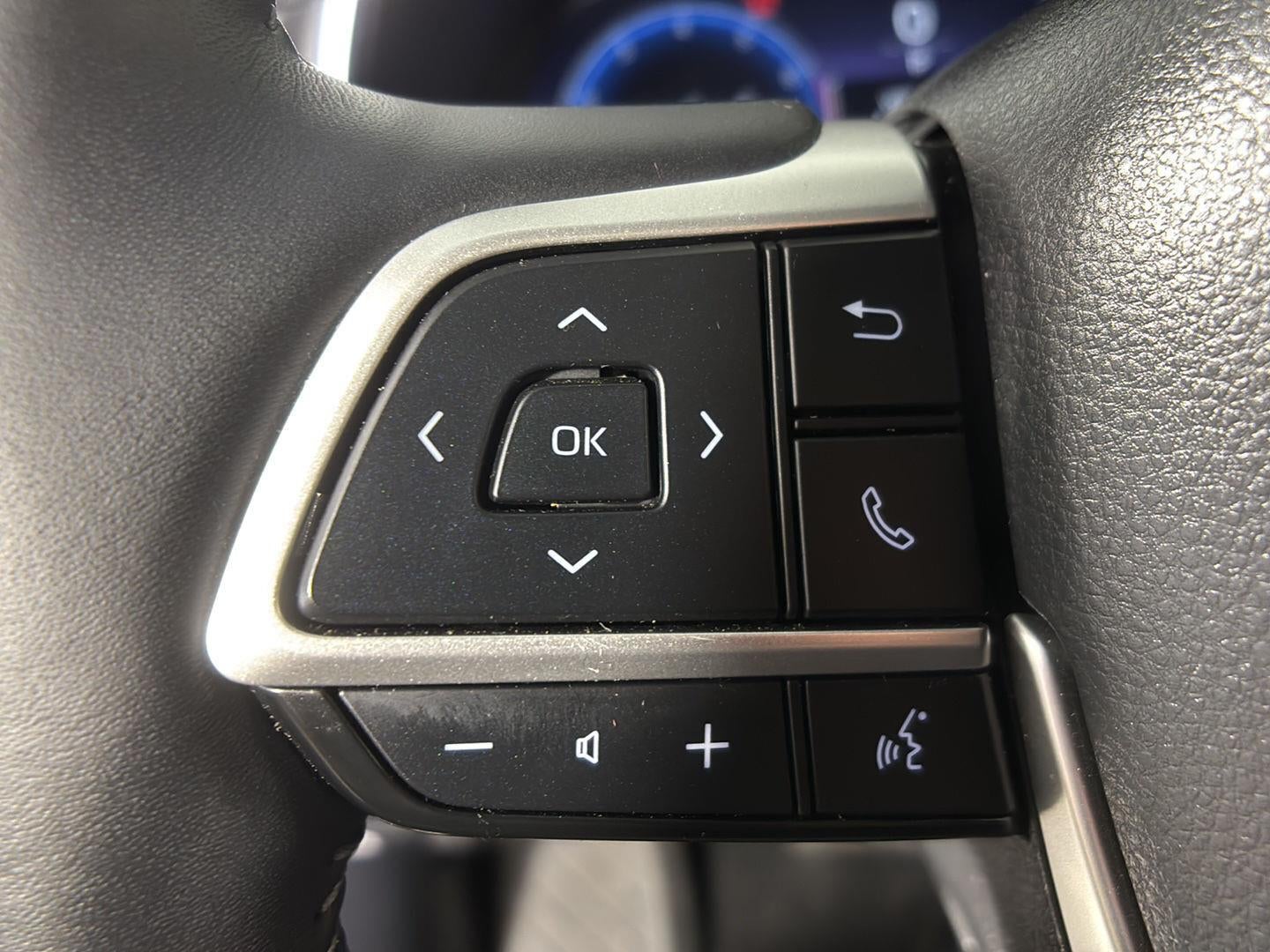 2025 Toyota Highlander Platinum