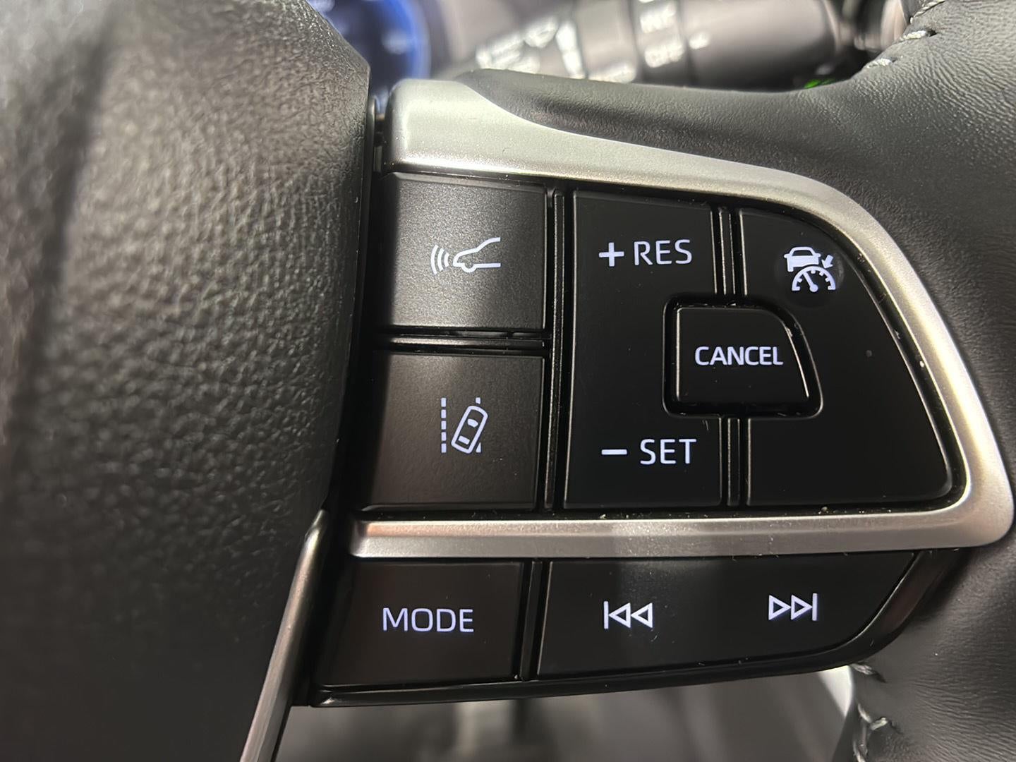 2025 Toyota Highlander Platinum