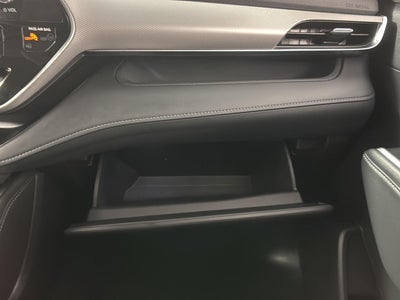 2025 Toyota Highlander Platinum