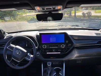 2026 Toyota Highlander XSE