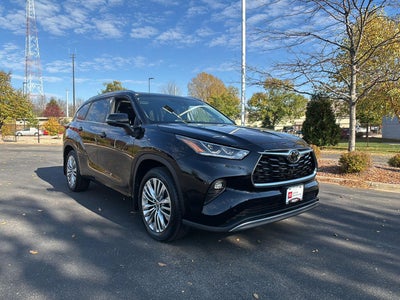 2025 Toyota Highlander Platinum