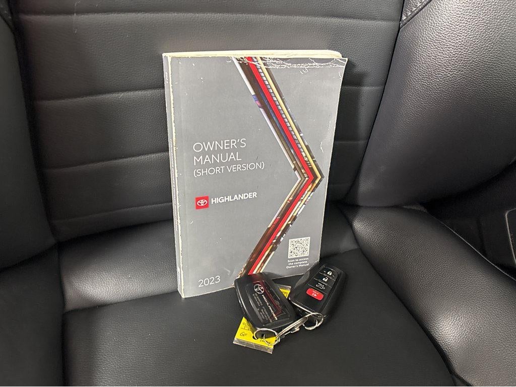 2023 Toyota Highlander XLE