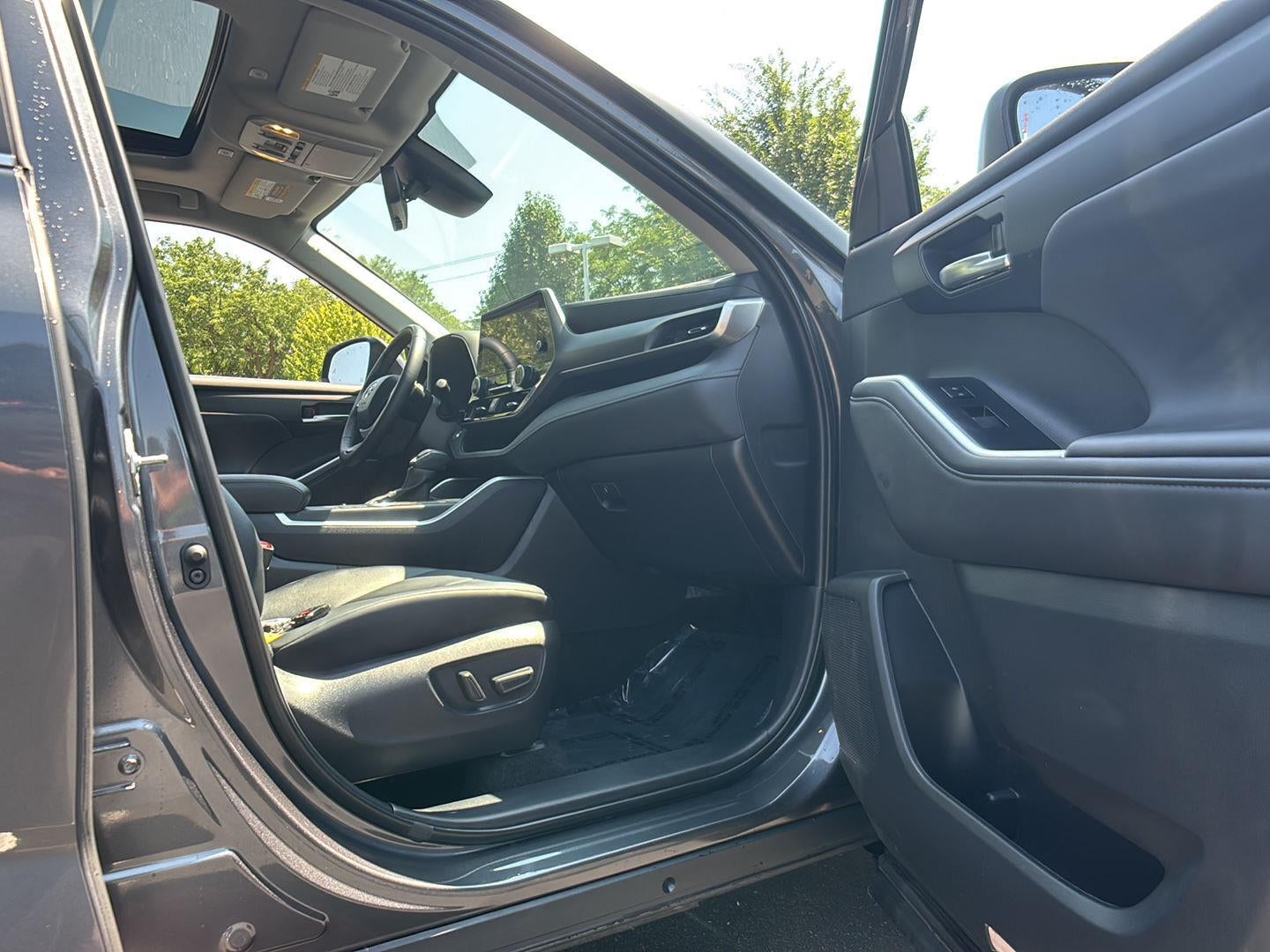 2025 Toyota Highlander XLE