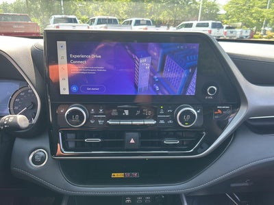 2025 Toyota Highlander XLE