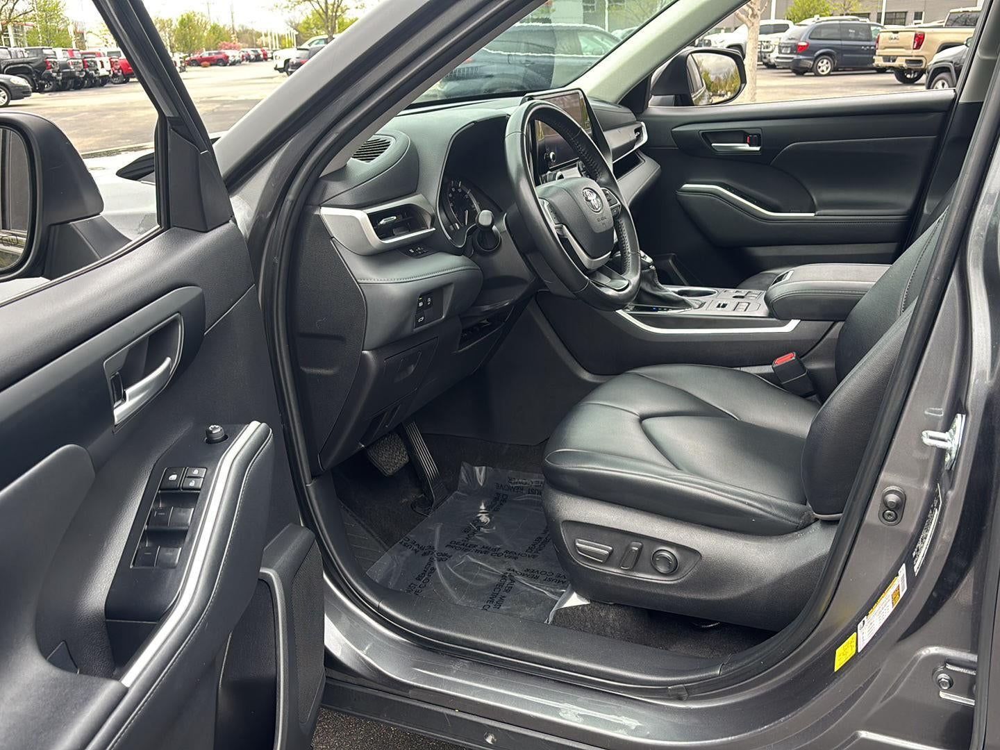 2023 Toyota Highlander XLE