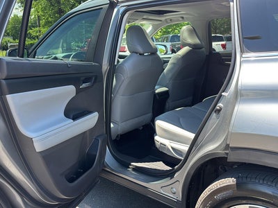 2025 Toyota HIGHLANDER XLE