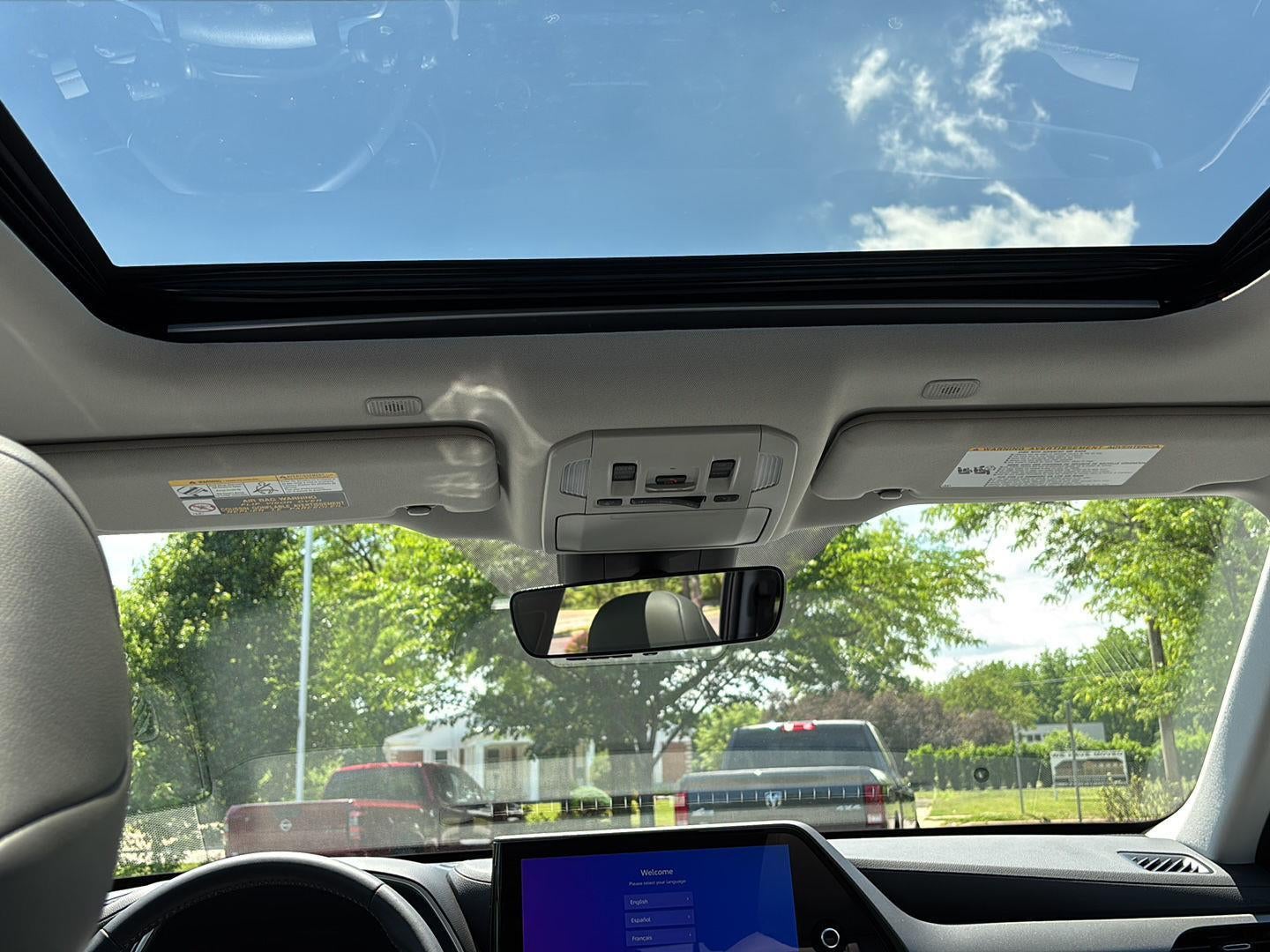 2025 Toyota HIGHLANDER XLE
